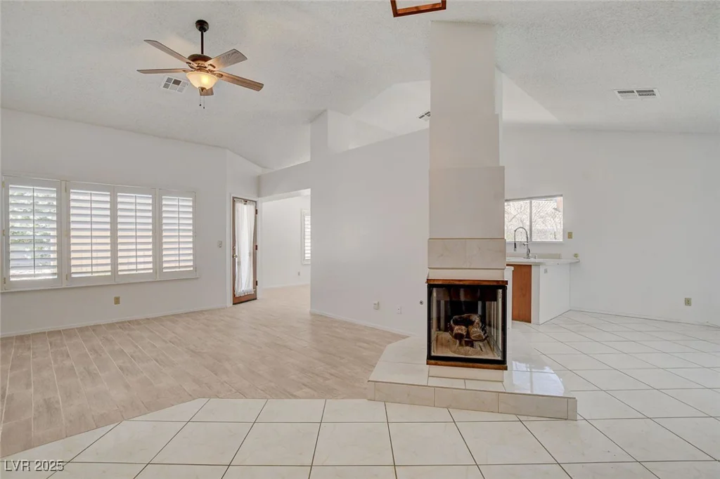 6432 Jean Lee, Las Vegas, NV 89108