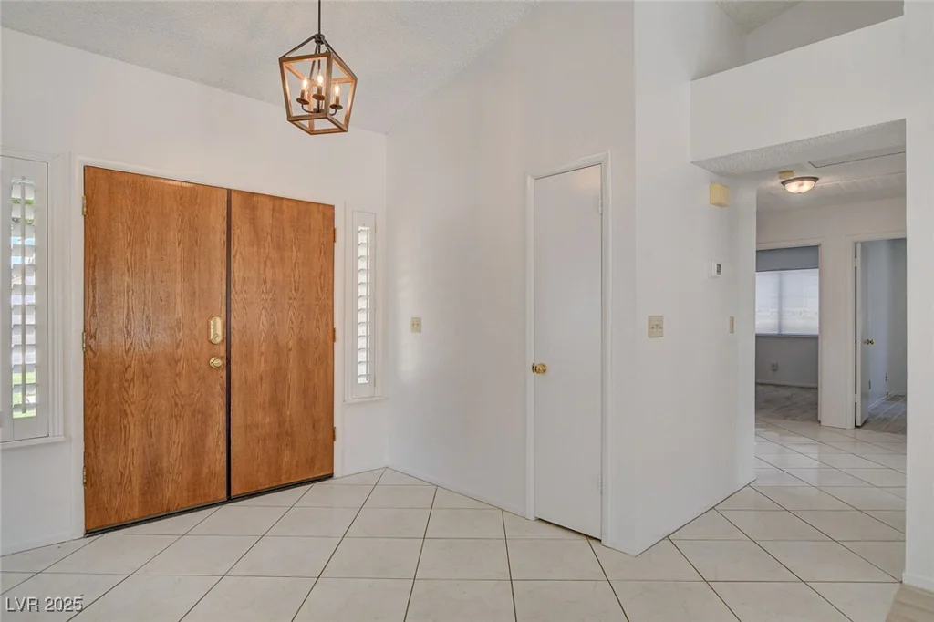 6432 Jean Lee, Las Vegas, NV 89108