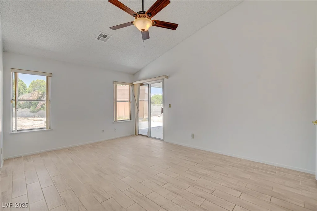 6432 Jean Lee, Las Vegas, NV 89108