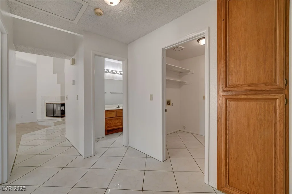 6432 Jean Lee, Las Vegas, NV 89108