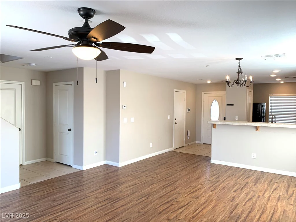 1152 Paradise Desert, Henderson, NV 89002