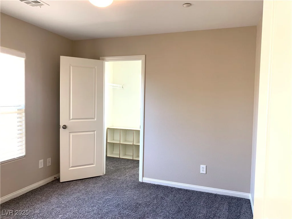 1152 Paradise Desert, Henderson, NV 89002
