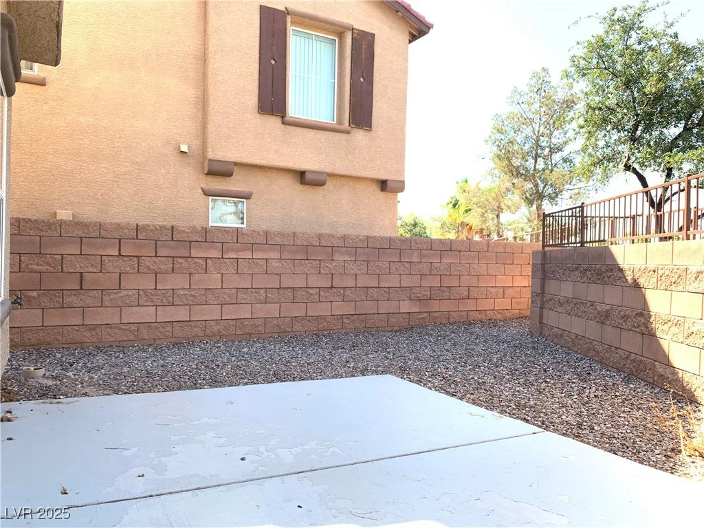 1152 Paradise Desert, Henderson, NV 89002