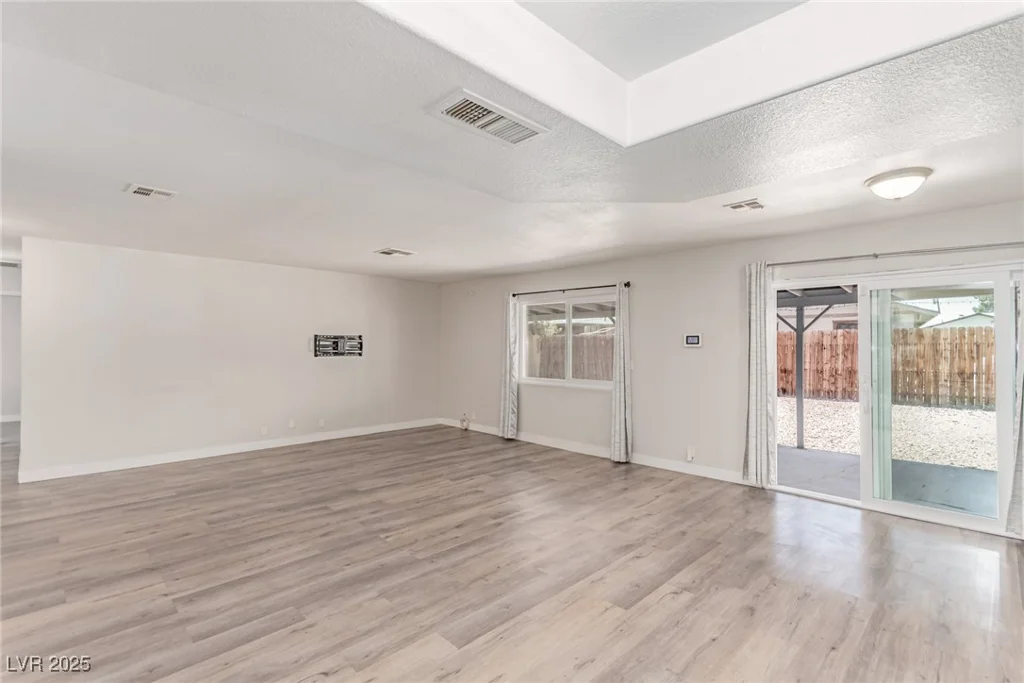 4745 Madrigal, Las Vegas, NV 89122