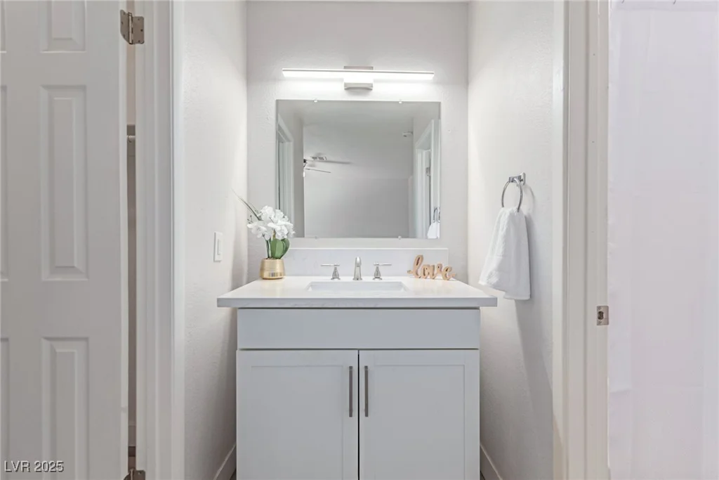 4745 Madrigal, Las Vegas, NV 89122