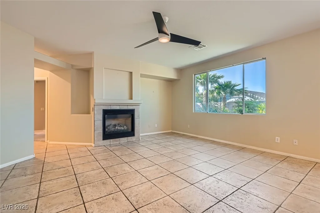 10212 Donald Weese, Las Vegas, NV 89129