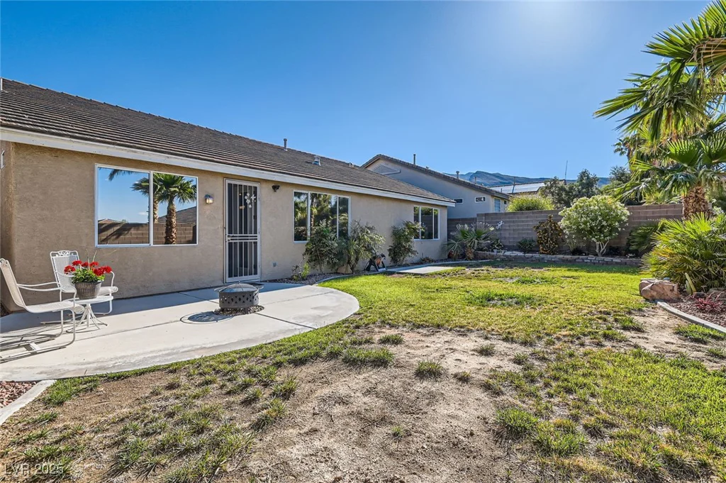 10212 Donald Weese, Las Vegas, NV 89129