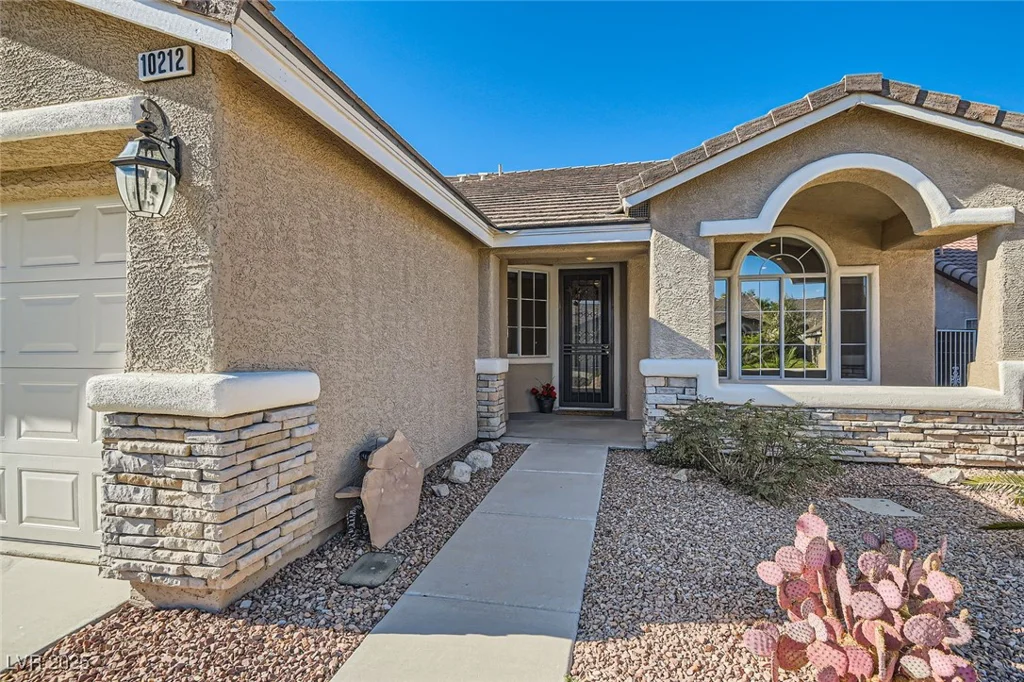 10212 Donald Weese, Las Vegas, NV 89129