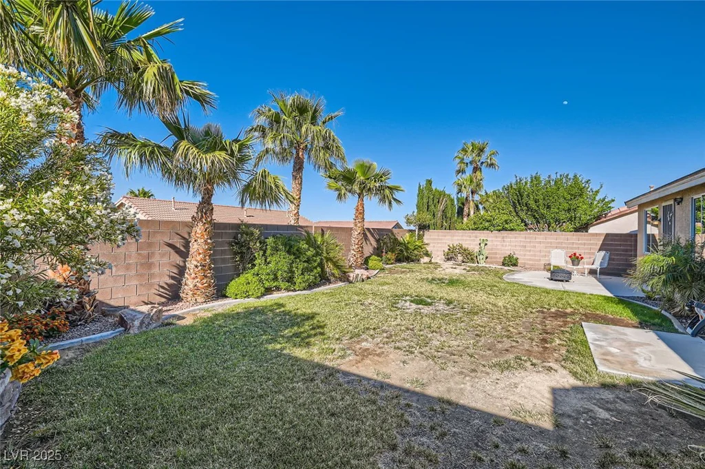 10212 Donald Weese, Las Vegas, NV 89129