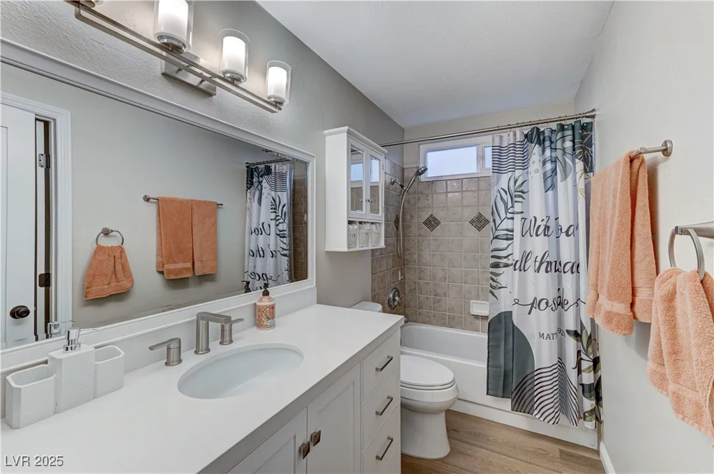 4835 Illustrious, Las Vegas, NV 89147