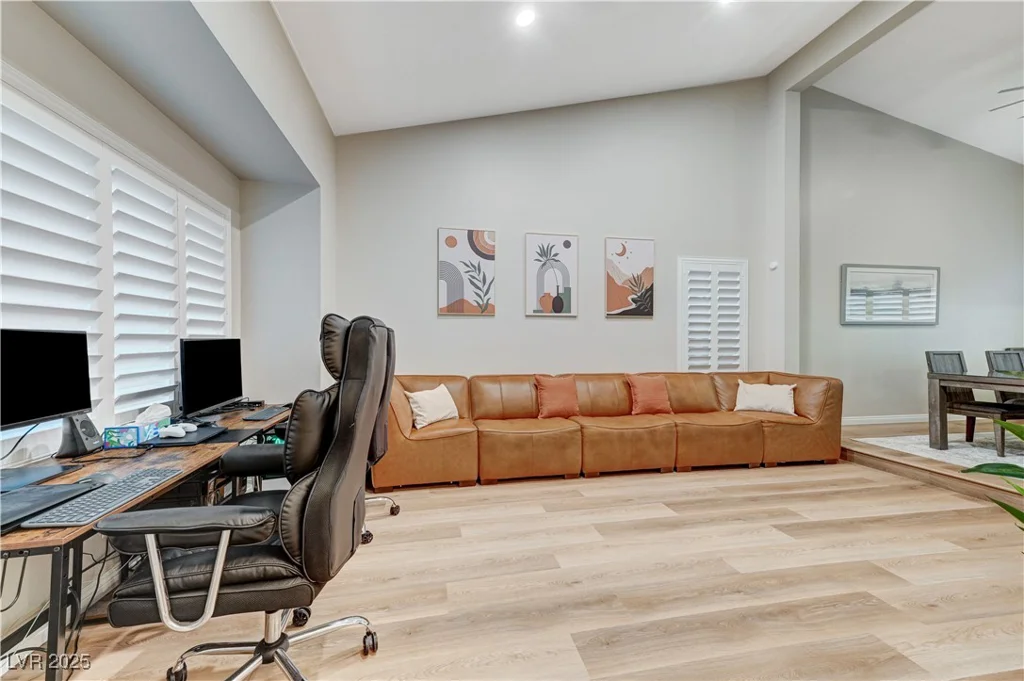 4835 Illustrious, Las Vegas, NV 89147