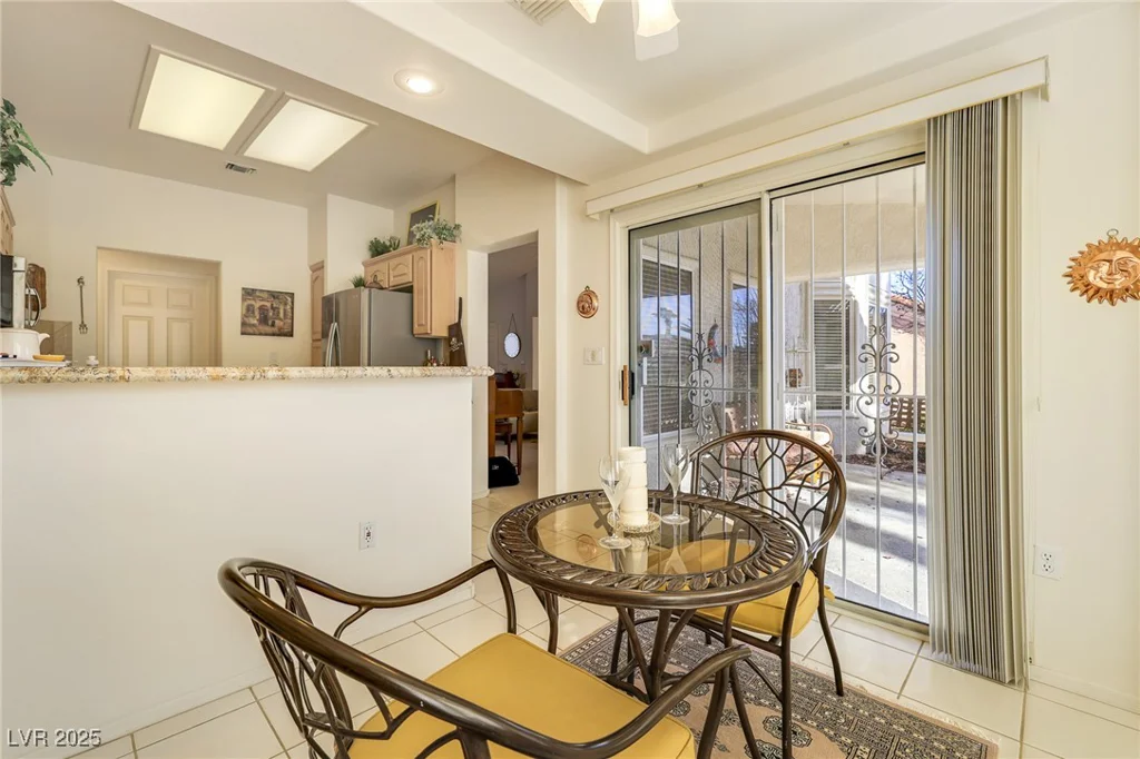 9921 Woodhouse, Las Vegas, NV 89134