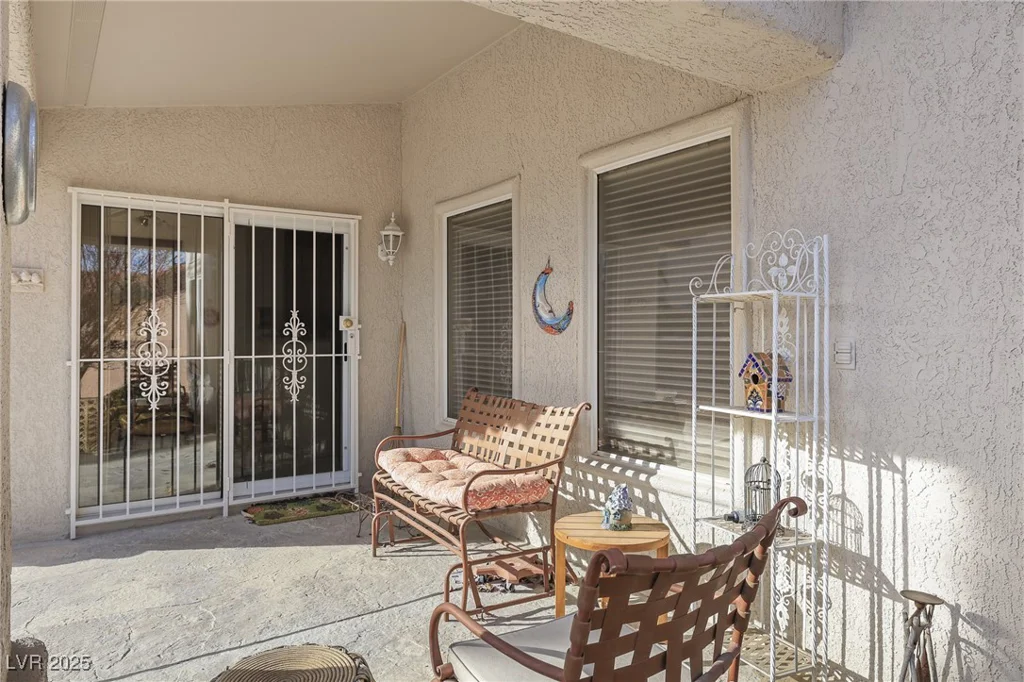 9921 Woodhouse, Las Vegas, NV 89134