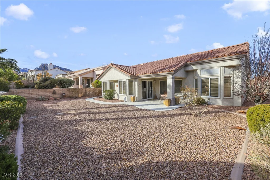 9921 Woodhouse, Las Vegas, NV 89134
