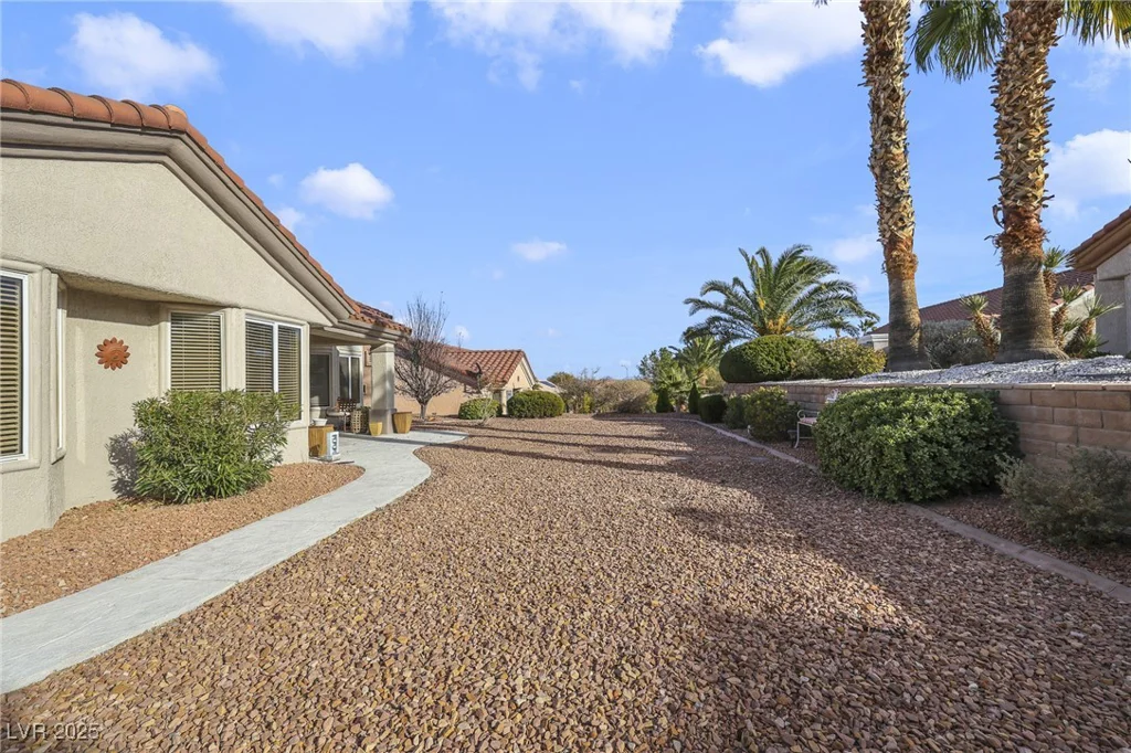 9921 Woodhouse, Las Vegas, NV 89134