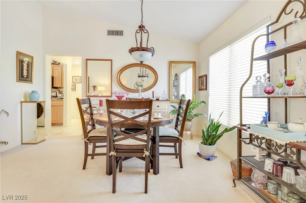 9921 Woodhouse, Las Vegas, NV 89134
