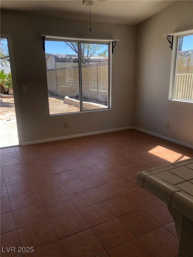 4285 El Como, Las Vegas, NV 89121