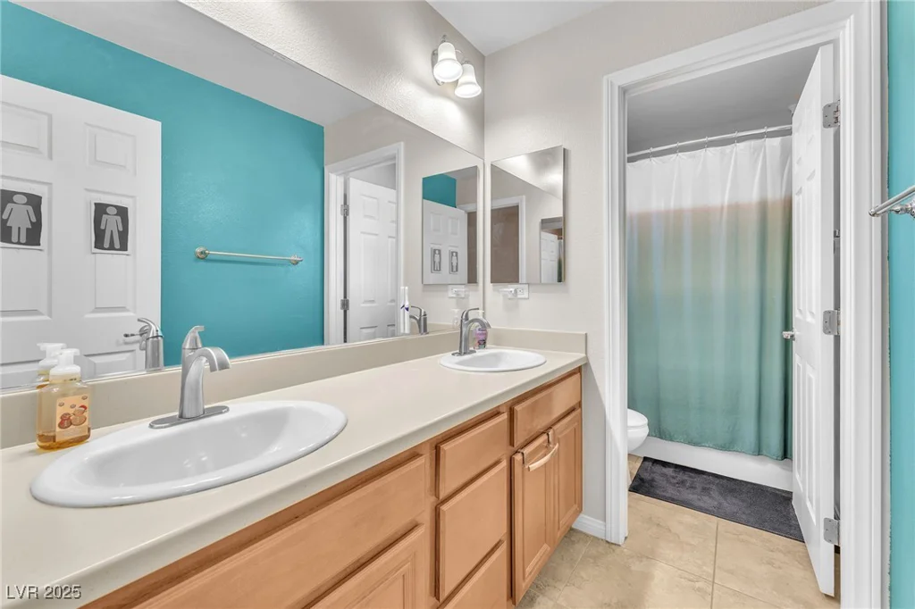 10353 Settlers Run, Las Vegas, NV 89166