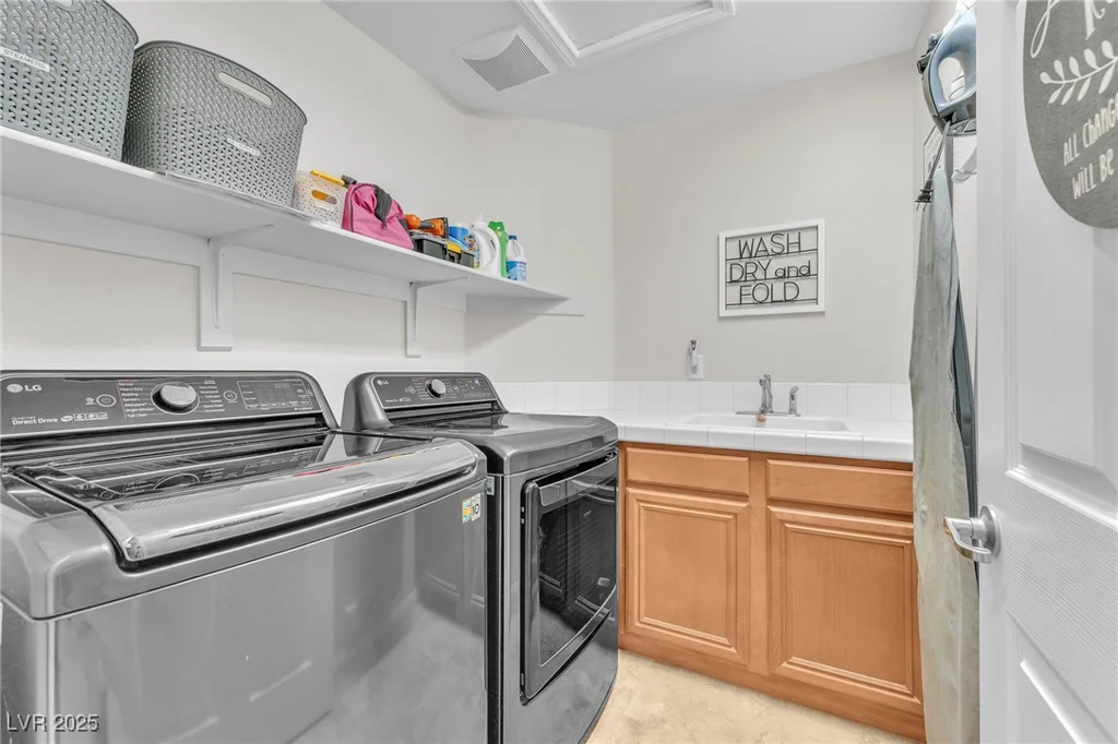 10353 Settlers Run, Las Vegas, NV 89166