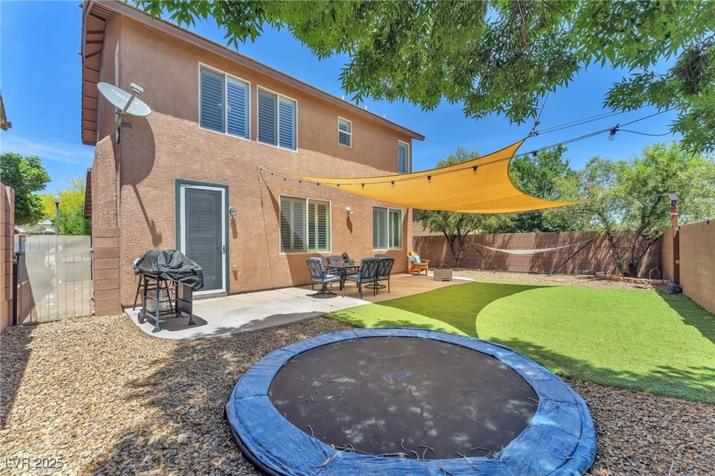 10353 Settlers Run, Las Vegas, NV 89166