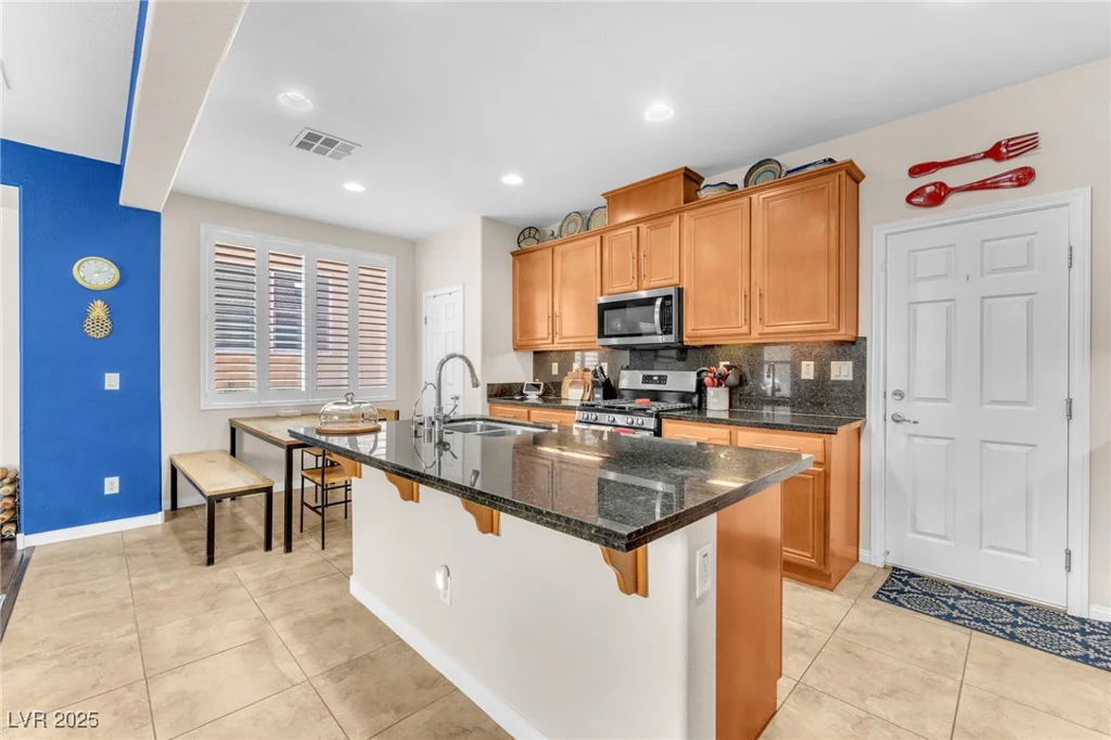10353 Settlers Run, Las Vegas, NV 89166