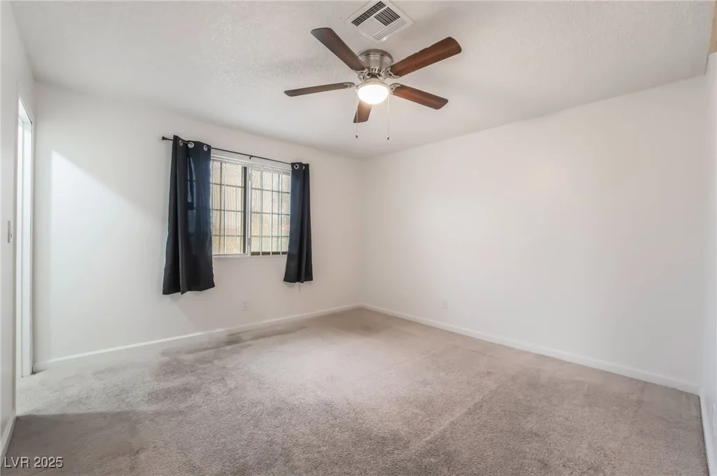 6711 Charleston, Las Vegas, NV 89146