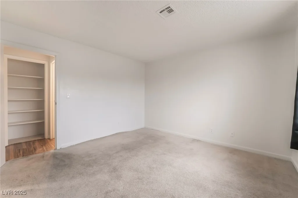 6711 Charleston, Las Vegas, NV 89146