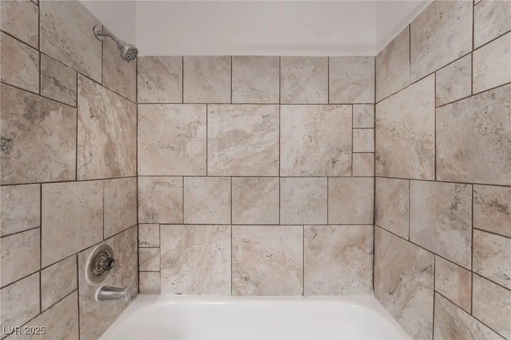 6711 Charleston, Las Vegas, NV 89146