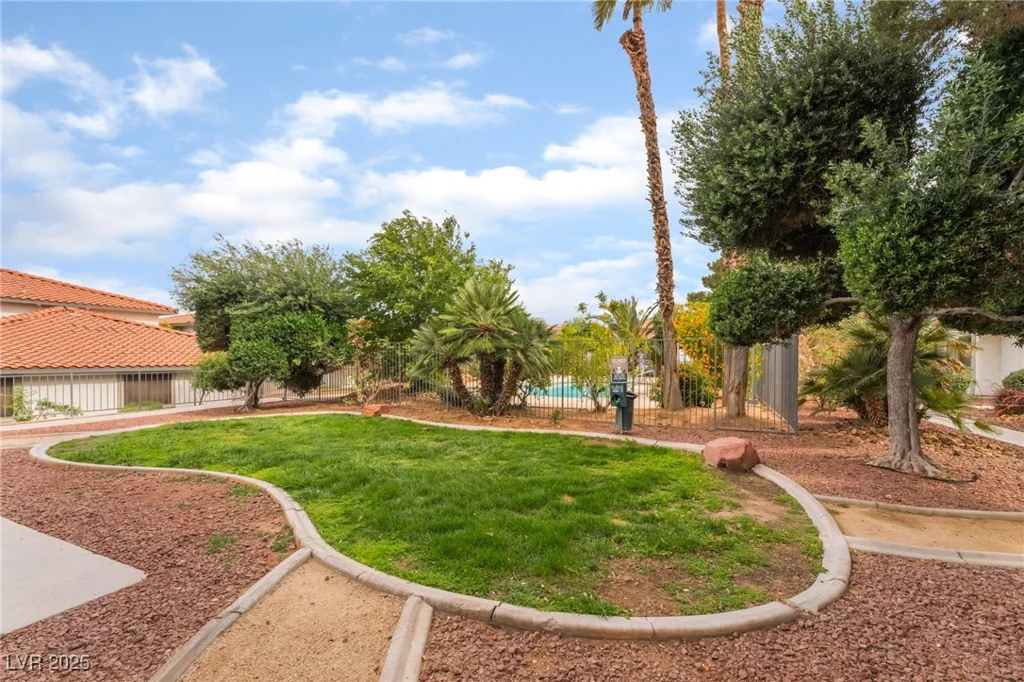 6711 Charleston, Las Vegas, NV 89146