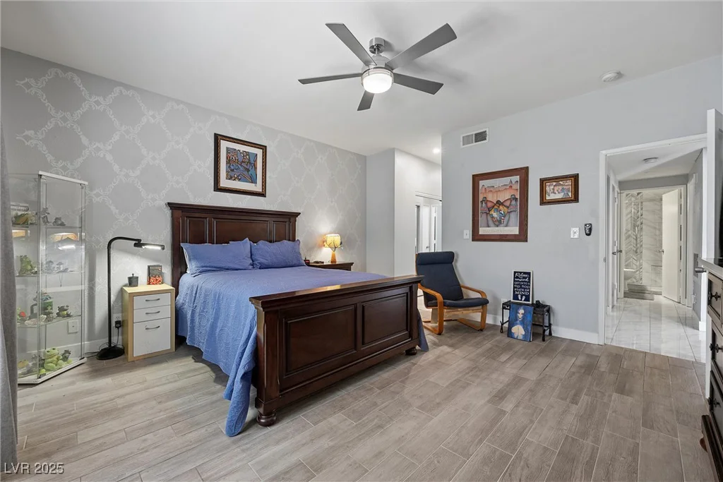 4821 Black Bear, Las Vegas, NV 89149