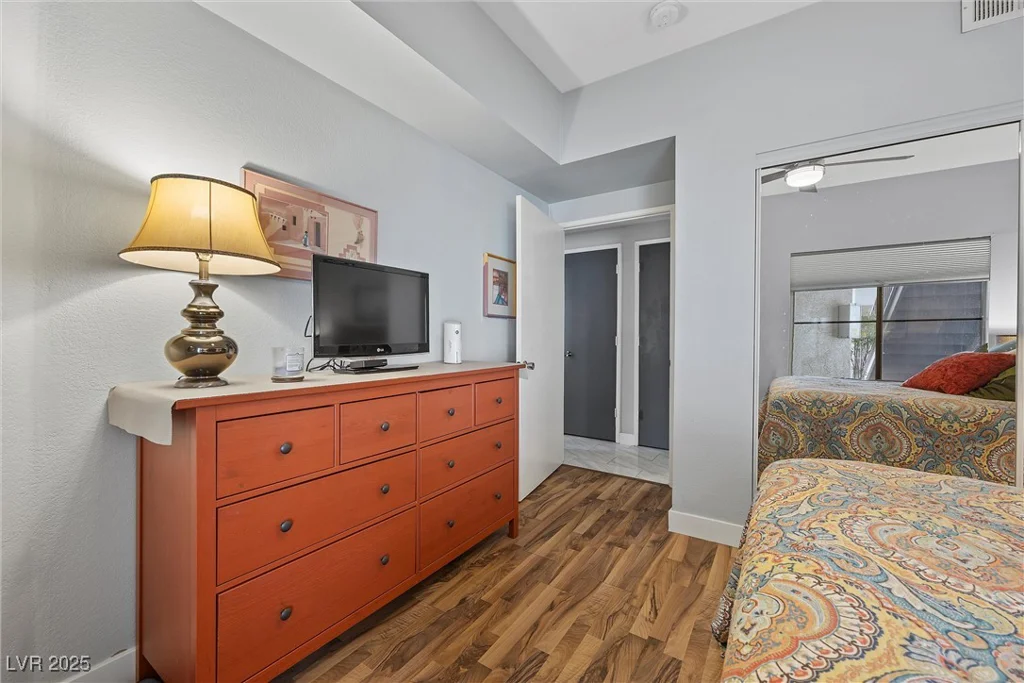 4821 Black Bear, Las Vegas, NV 89149