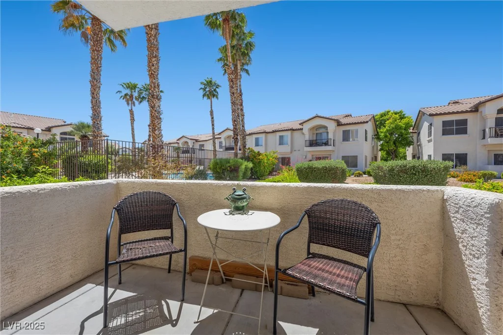 4821 Black Bear, Las Vegas, NV 89149