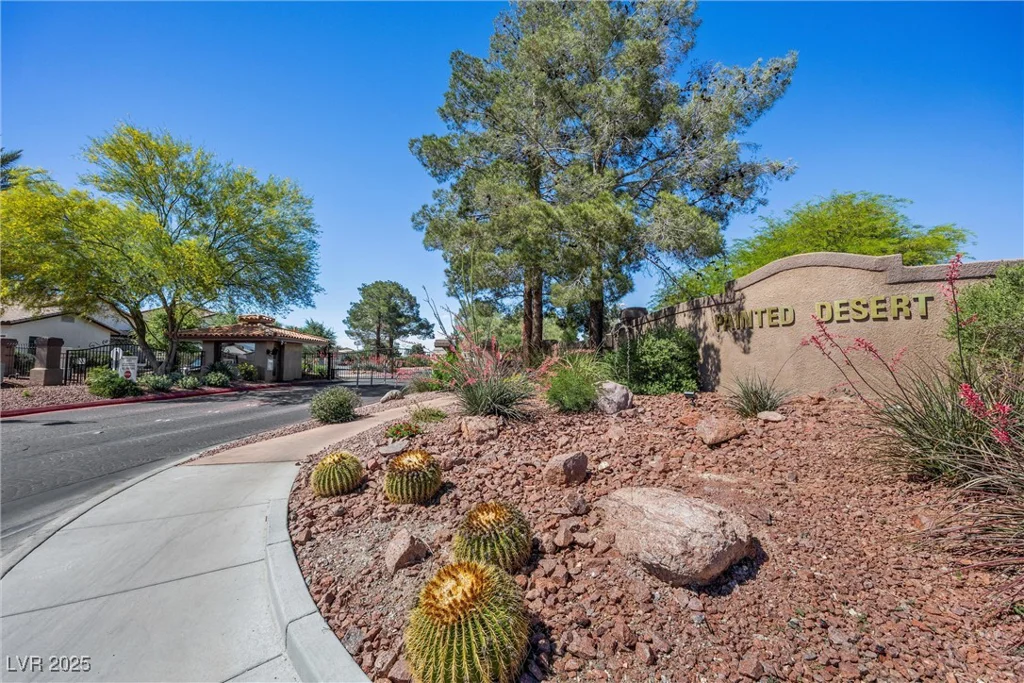 4821 Black Bear, Las Vegas, NV 89149