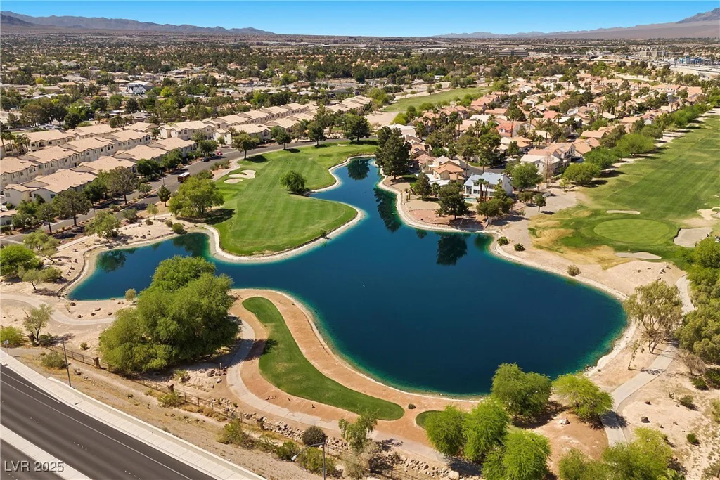 4821 Black Bear, Las Vegas, NV 89149