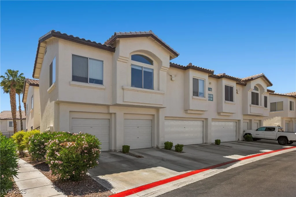4821 Black Bear, Las Vegas, NV 89149