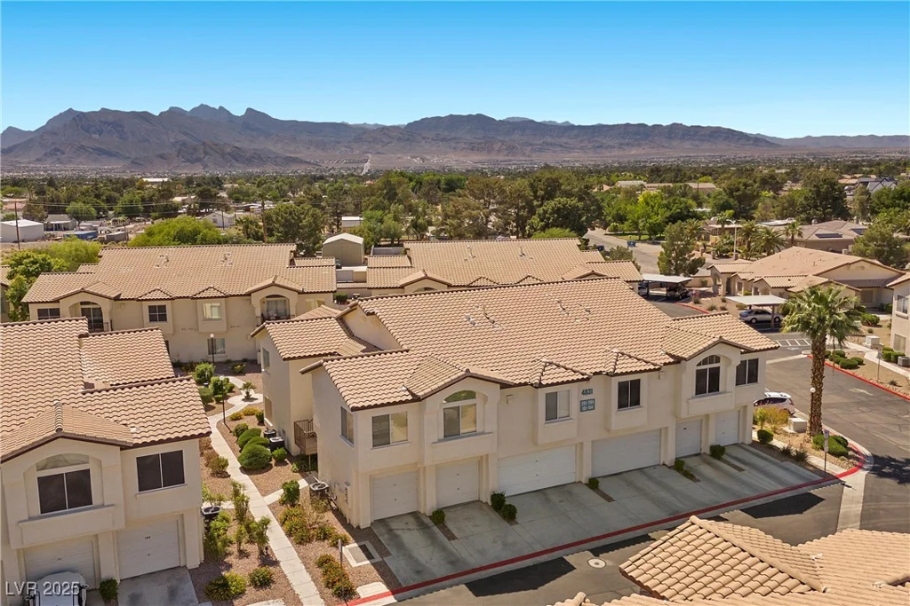 4821 Black Bear, Las Vegas, NV 89149