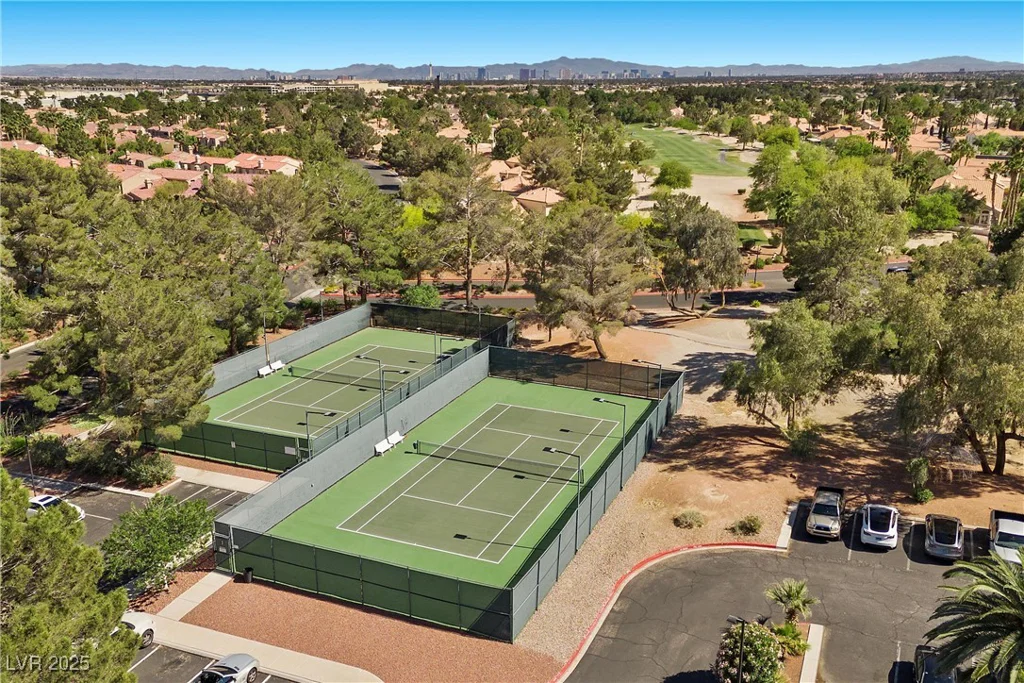 4821 Black Bear, Las Vegas, NV 89149