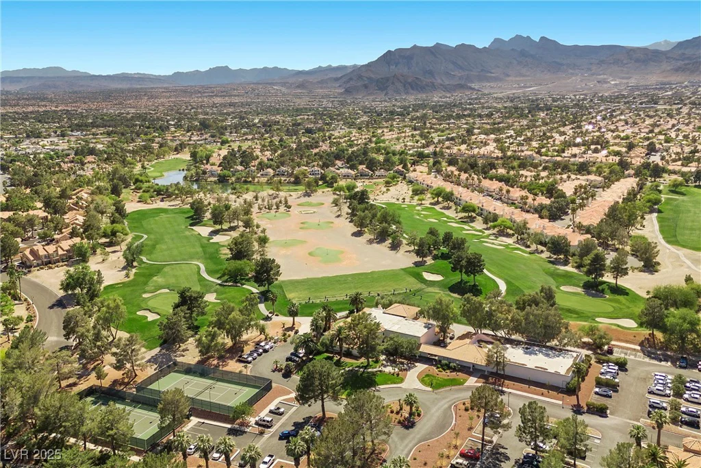 4821 Black Bear, Las Vegas, NV 89149