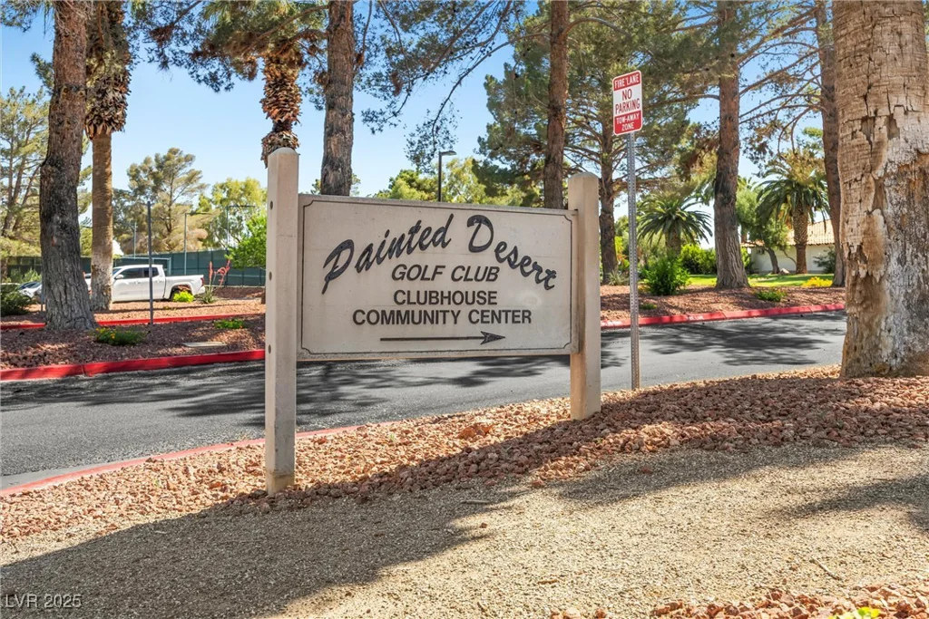 4821 Black Bear, Las Vegas, NV 89149