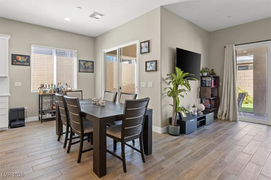 10972 Nicholas Jay, Las Vegas, NV 89166