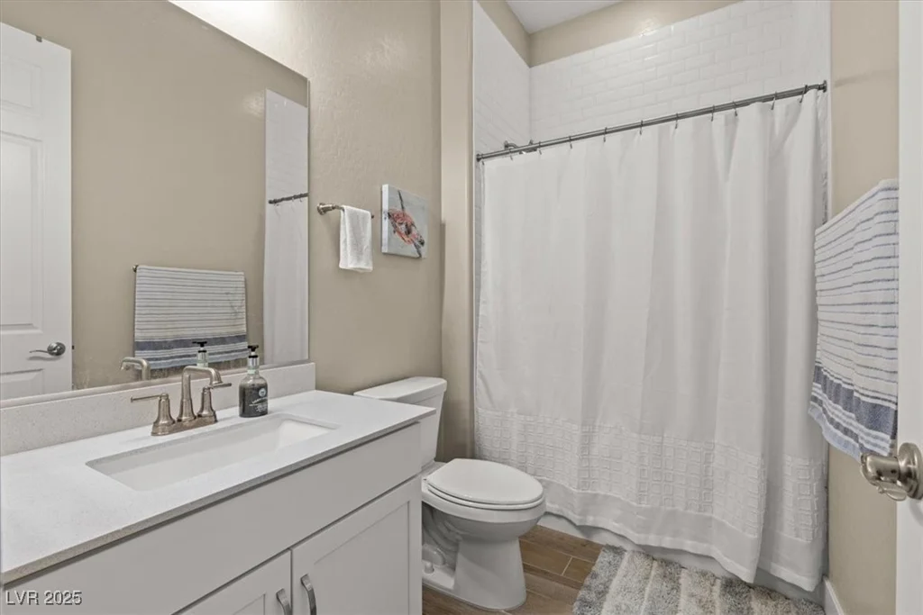 10972 Nicholas Jay, Las Vegas, NV 89166