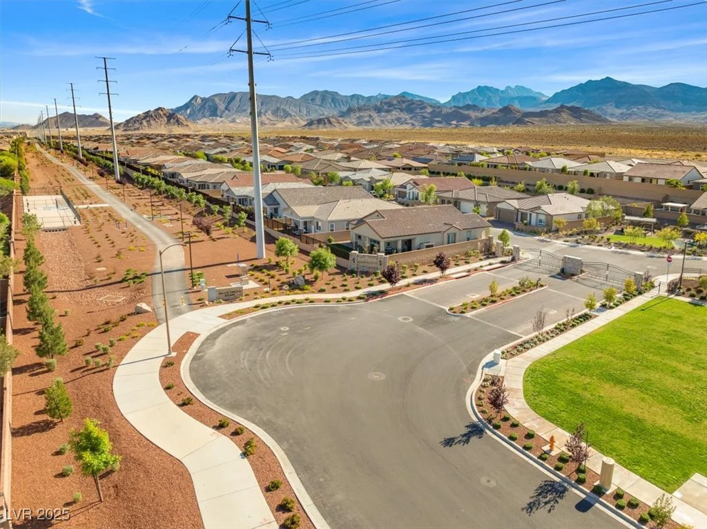 10972 Nicholas Jay, Las Vegas, NV 89166