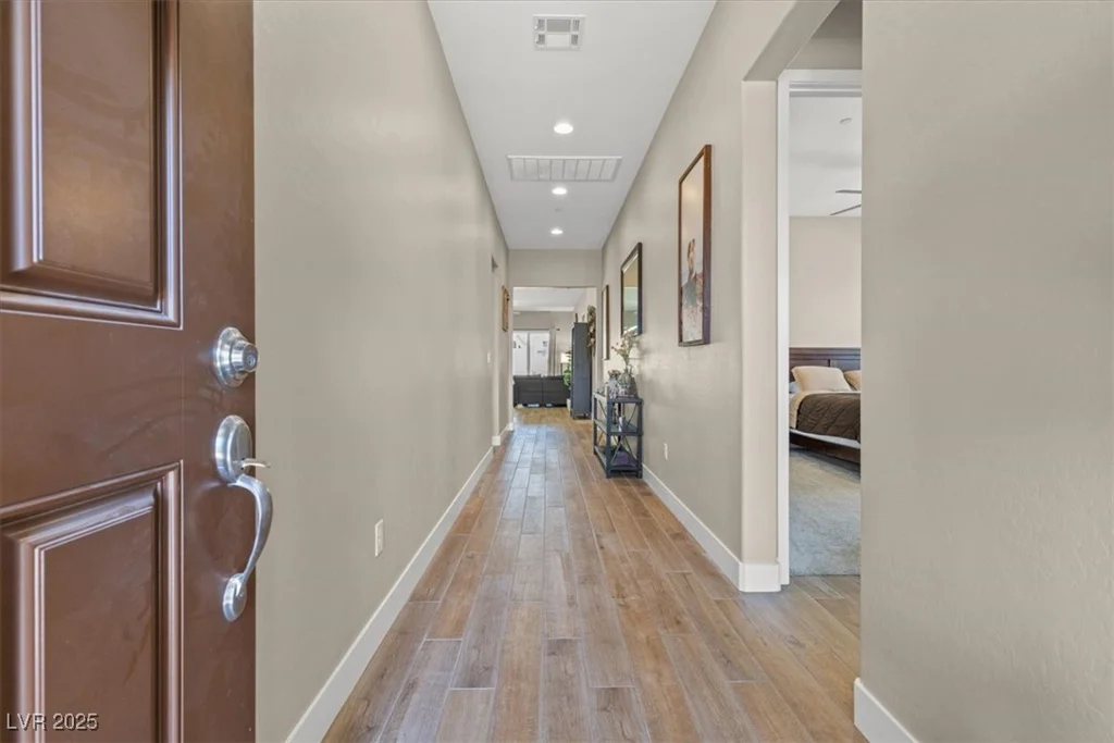 10972 Nicholas Jay, Las Vegas, NV 89166