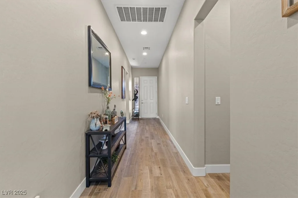10972 Nicholas Jay, Las Vegas, NV 89166