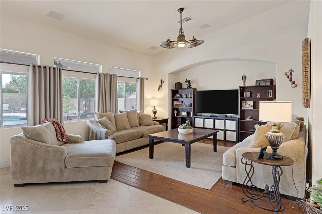 8356 Shady Lady, Las Vegas, NV 89131