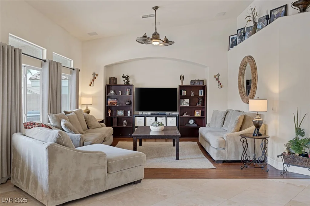 8356 Shady Lady, Las Vegas, NV 89131