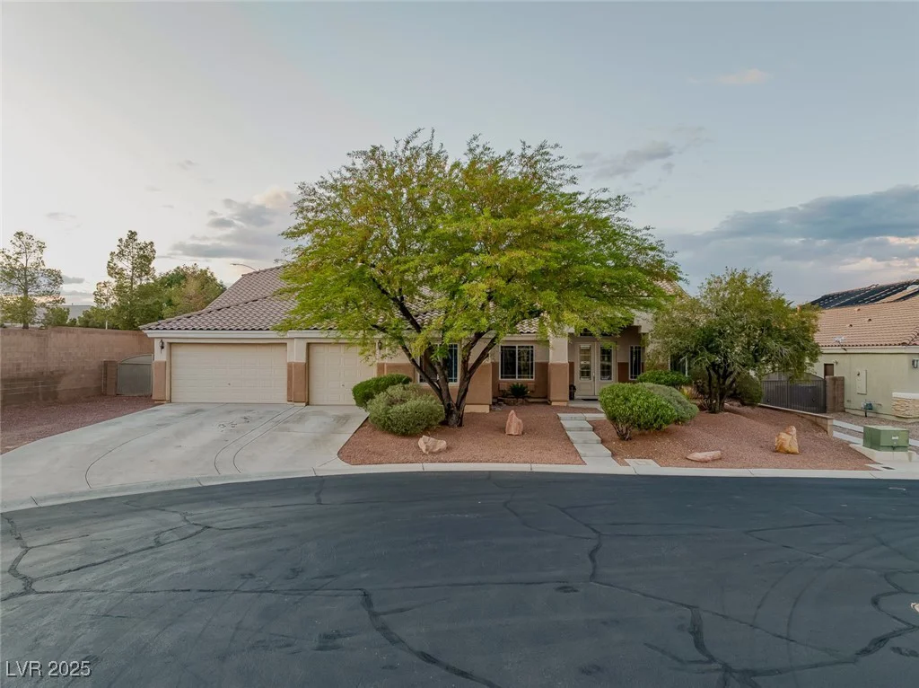 8356 Shady Lady, Las Vegas, NV 89131
