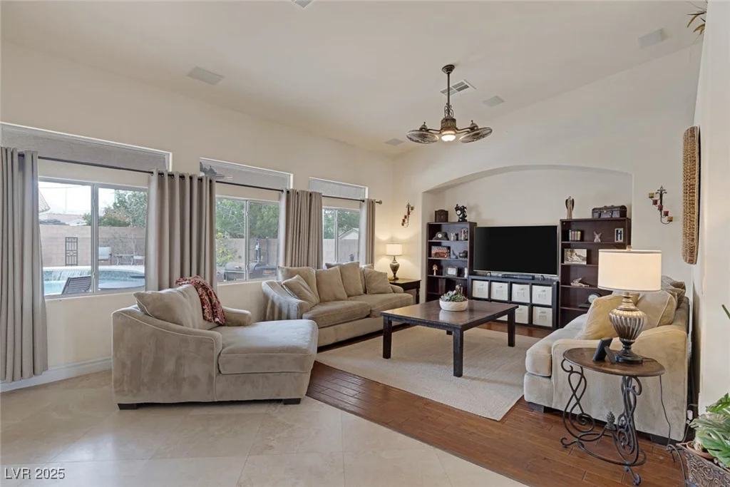 8356 Shady Lady, Las Vegas, NV 89131