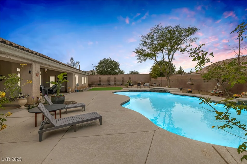 8356 Shady Lady, Las Vegas, NV 89131