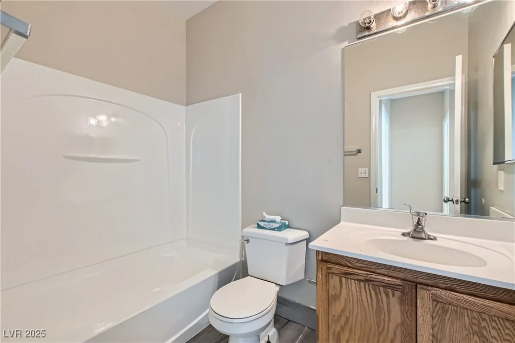 5915 Nuevo Leon, North Las Vegas, NV 89031
